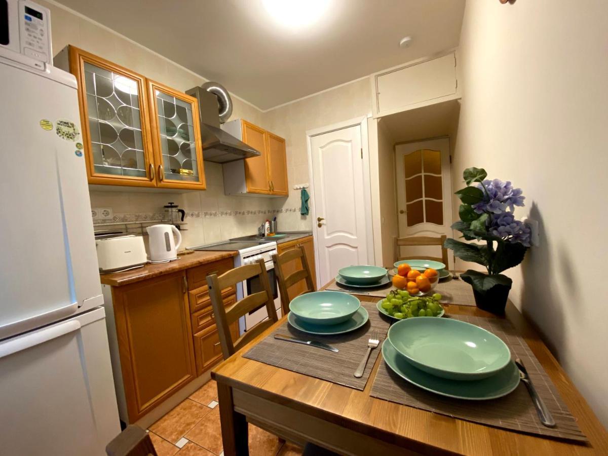 Your Home - Central Studio Apartment, Balcony, Parking & Self Check-In VNO Buitenkant foto